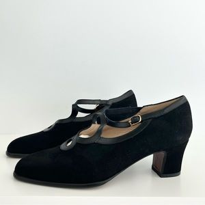 Vintage Yanko Saphire Suede Heels, Made in Spain, Black, Size 6.5, New